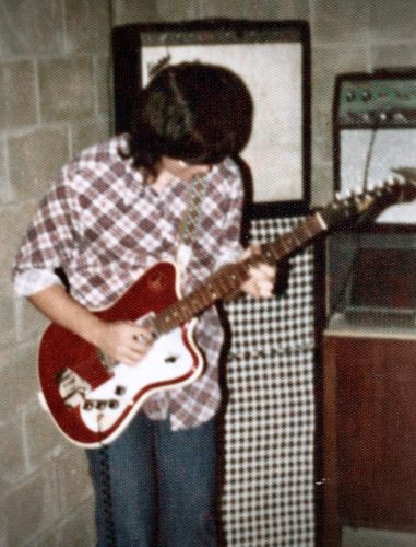 <span>133</span>1964 Hofner D-23-S