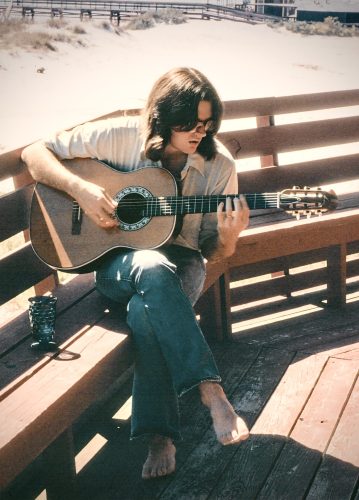 <span>113</span>Ovation Classic 1113-4<br />Nylon string