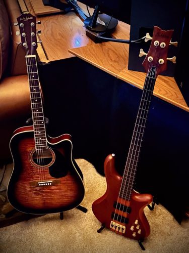 <span>052</span>Carlo Robelli & Schecter Stiletto