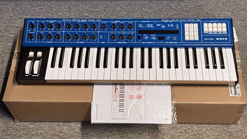 <span>02</span>Behringer Wave<br />(PPG Wave 2.3 clone)