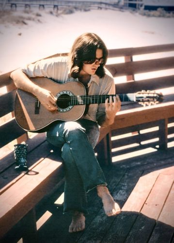 <span>113</span>Ovation Classic 1113-4<br />Nylon string