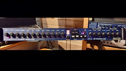 <span>053</span>Simmons SPM8<br />Programmable MIDI Mixer