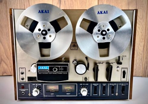 <span>11</span>Akai 4400D, 2trk 1/4in