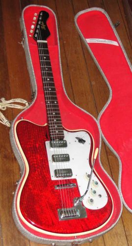 <span>13</span>1964 Hofner D-23-S