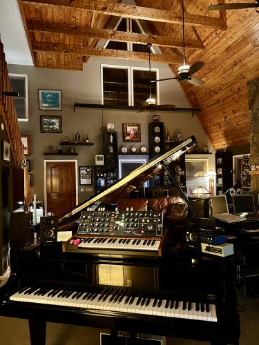 13 View over piano